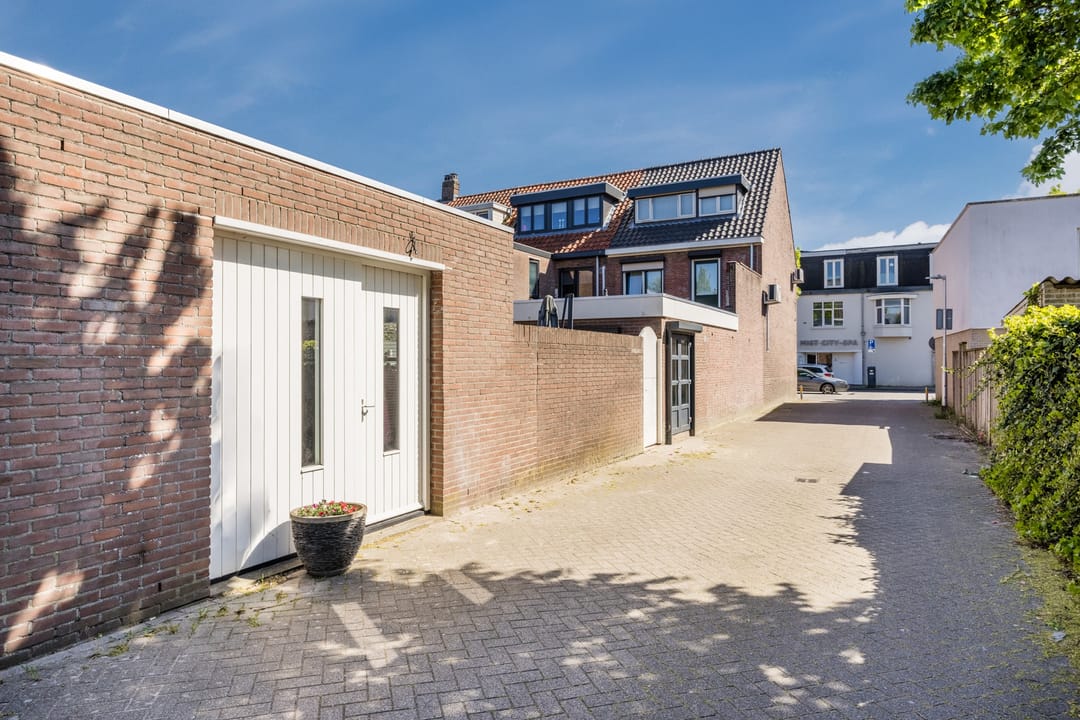 Photo 2 of Groenstraat 111