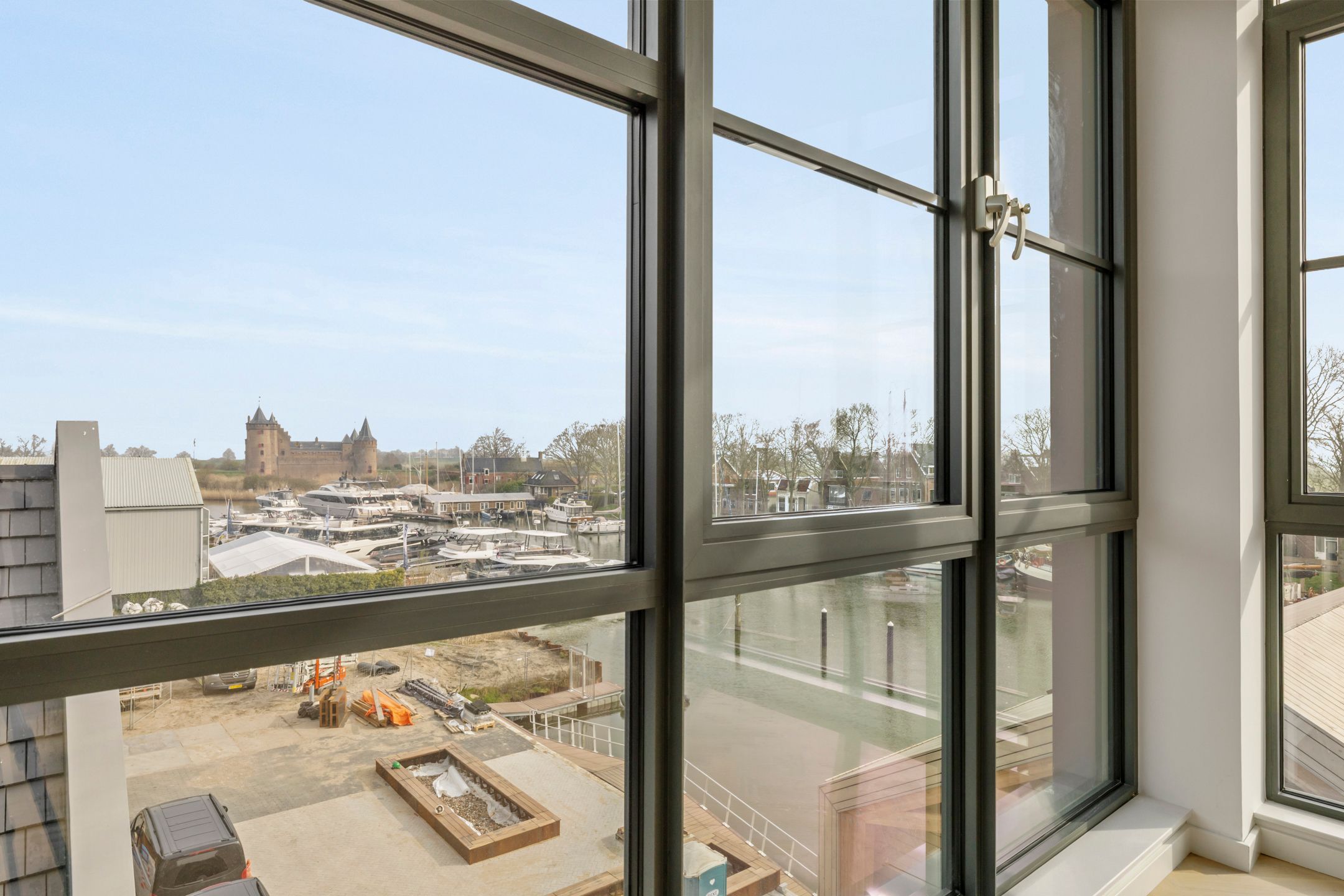 Photo 6 of Hellingstraat 70