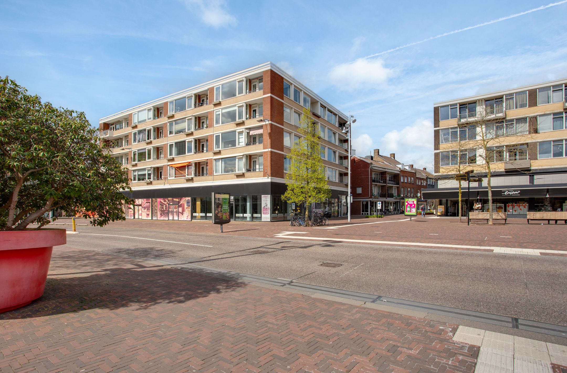 Foto 6 van Stationsplein 38