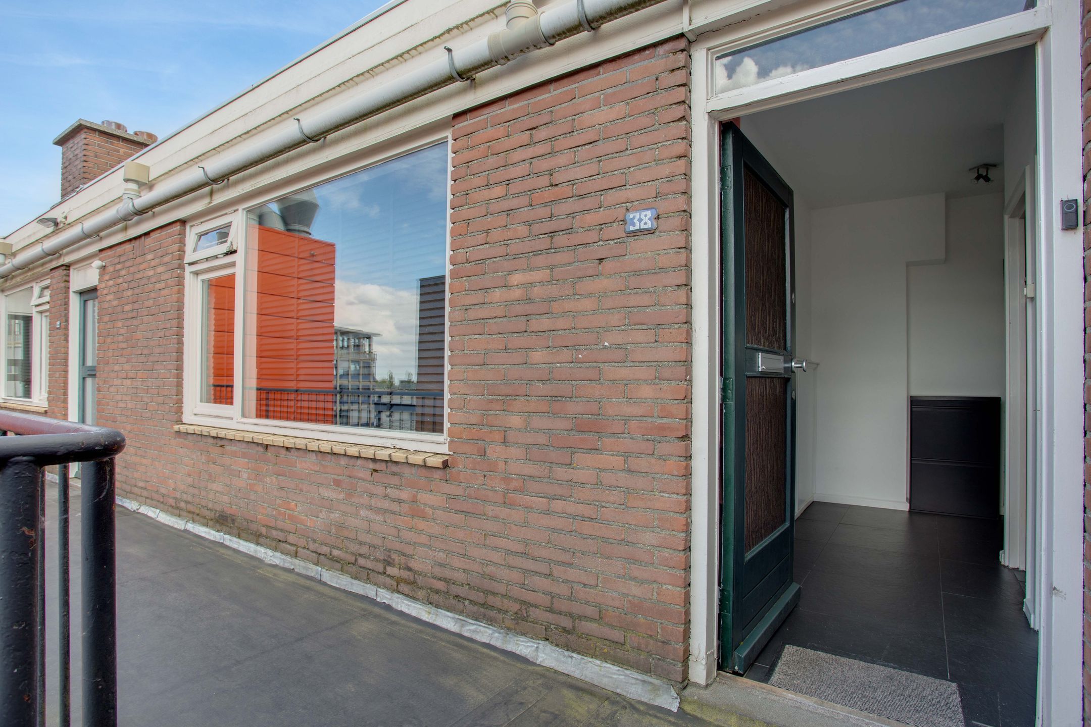 Foto 15 van Stationsplein 38