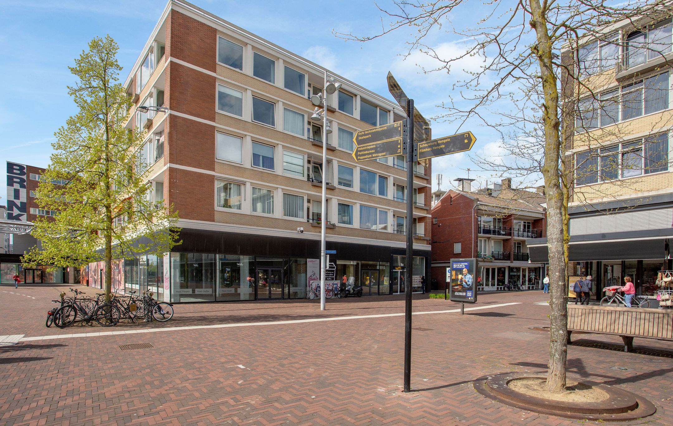 Foto 9 van Stationsplein 38