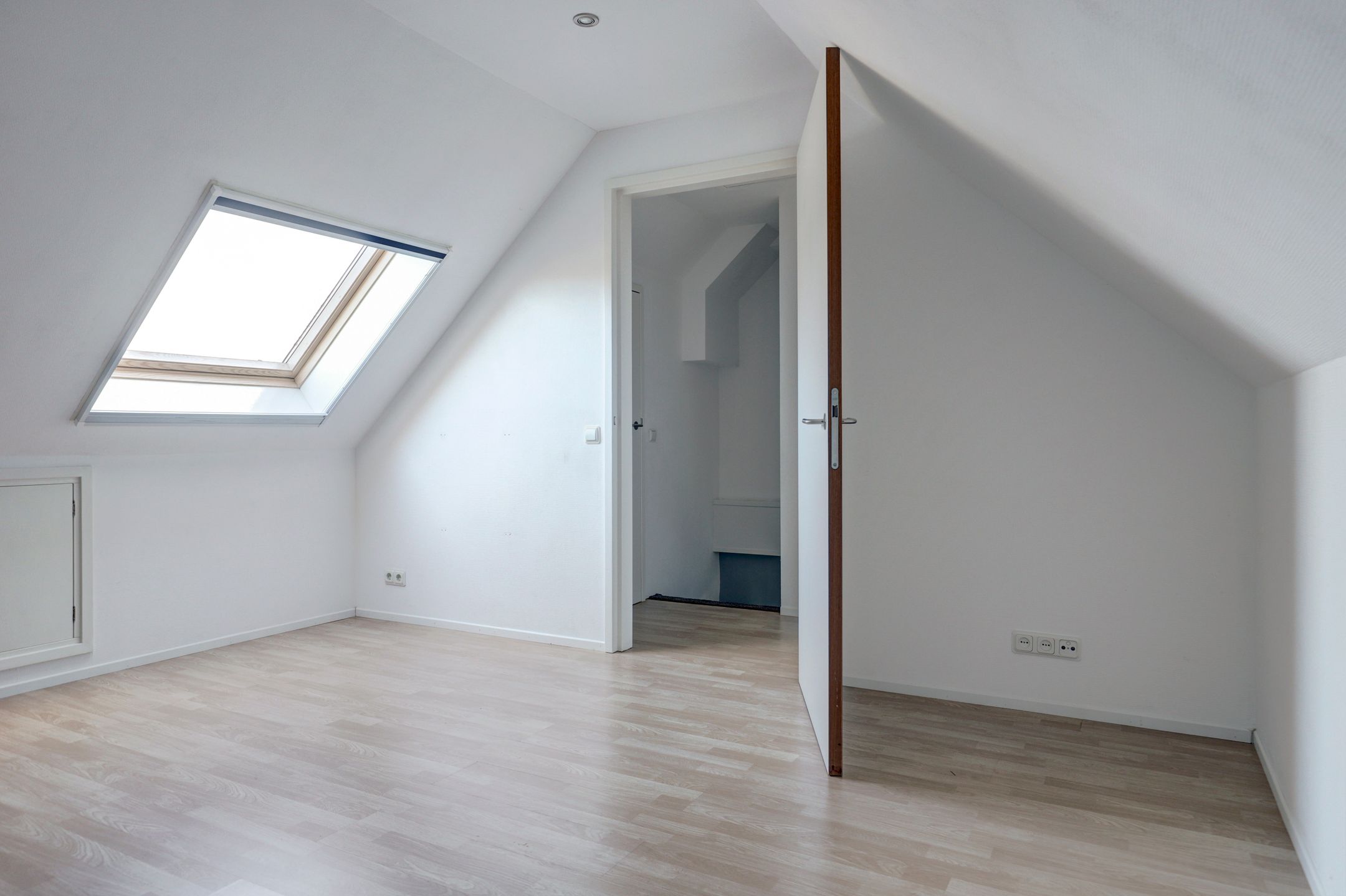 Foto 33 van Uitlaat 48