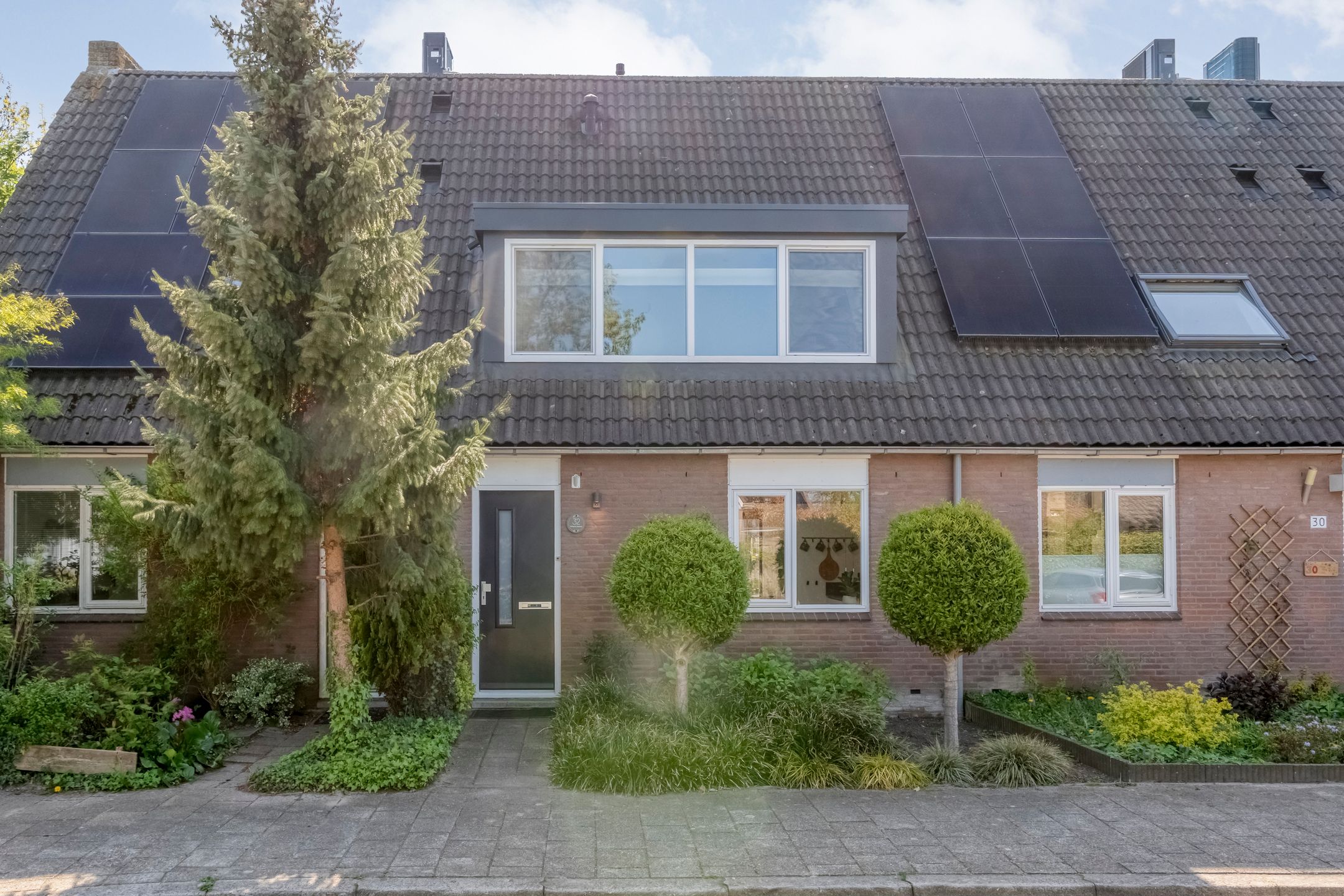 Van Deldenmarke 32 