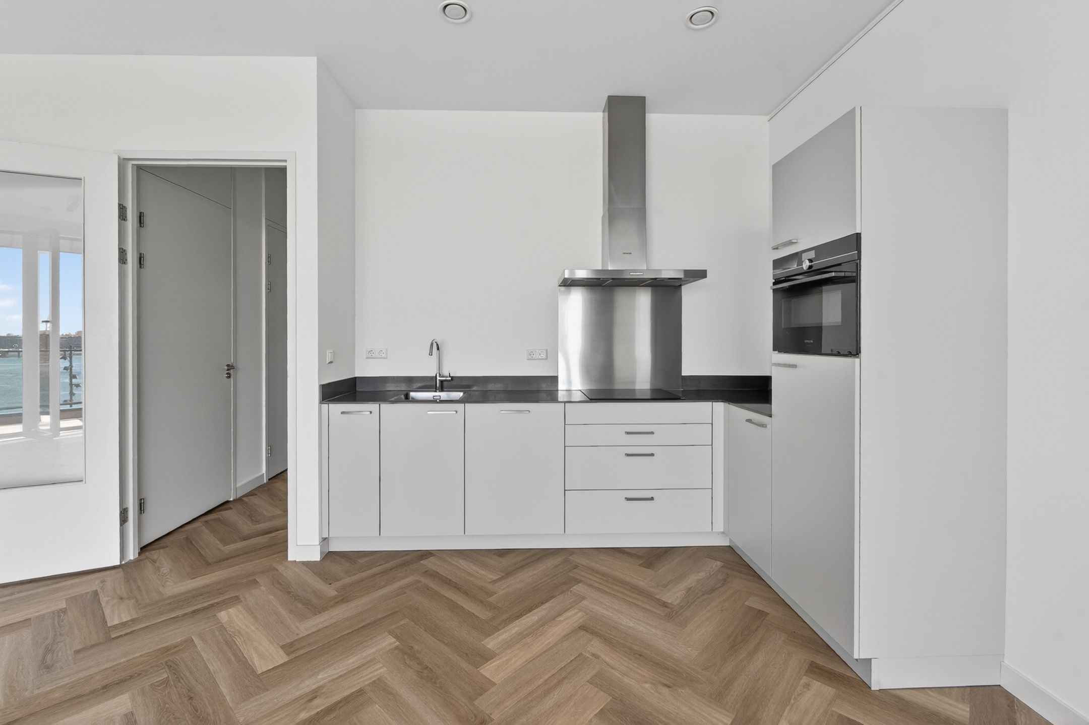 Photo 3 of Hellingstraat 52