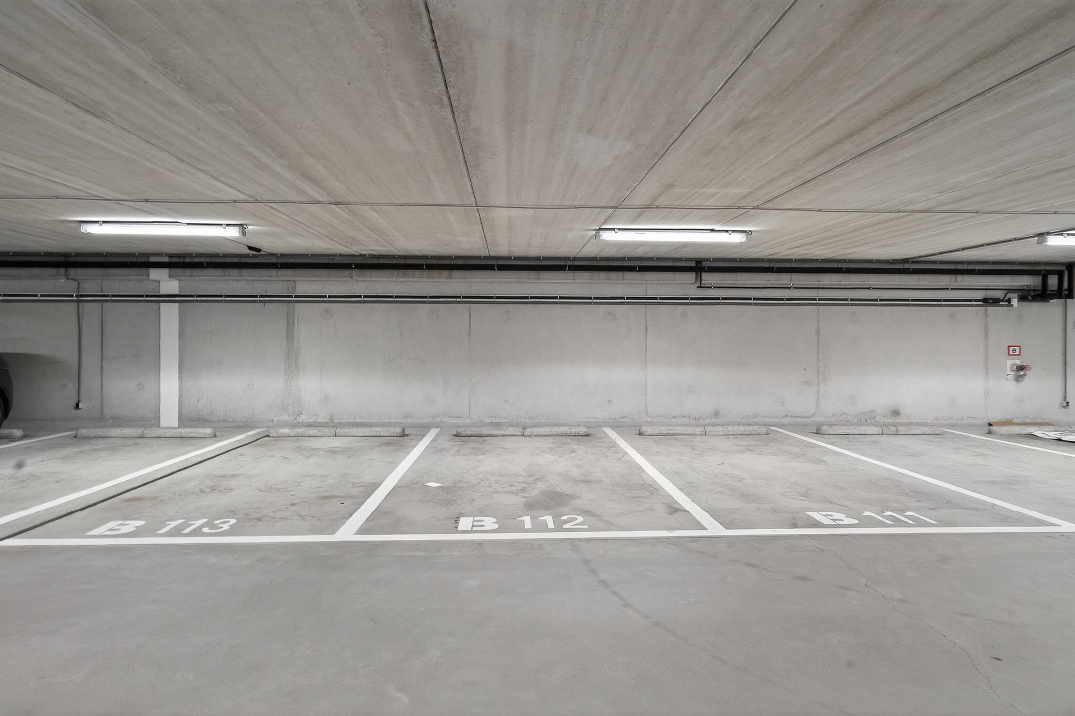 Photo 27 of Hellingstraat 52