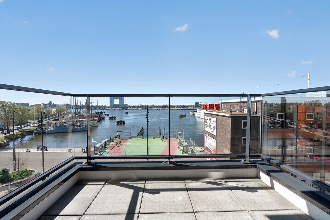 Photo 17 of Hellingstraat 52