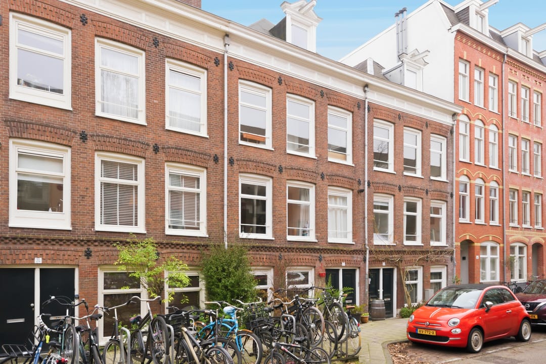 Charming split-level apartment near the Amstel in Amsterdam — 26