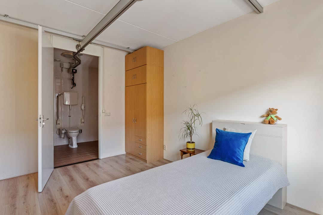 Photo 13 of Draaitor 10