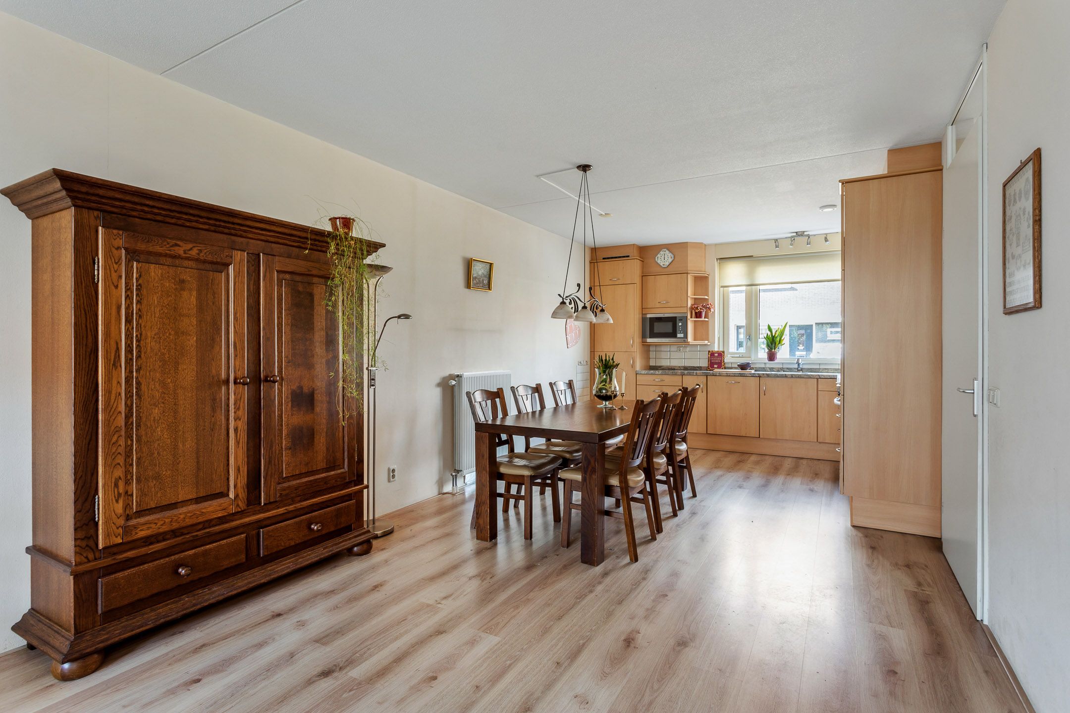 Photo 9 of Draaitor 10