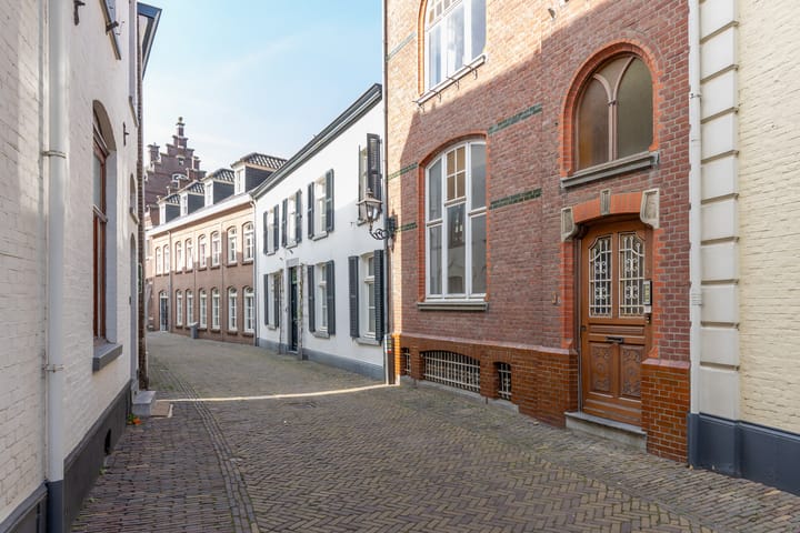 Foto 2 van Begijnenhofstraat 6