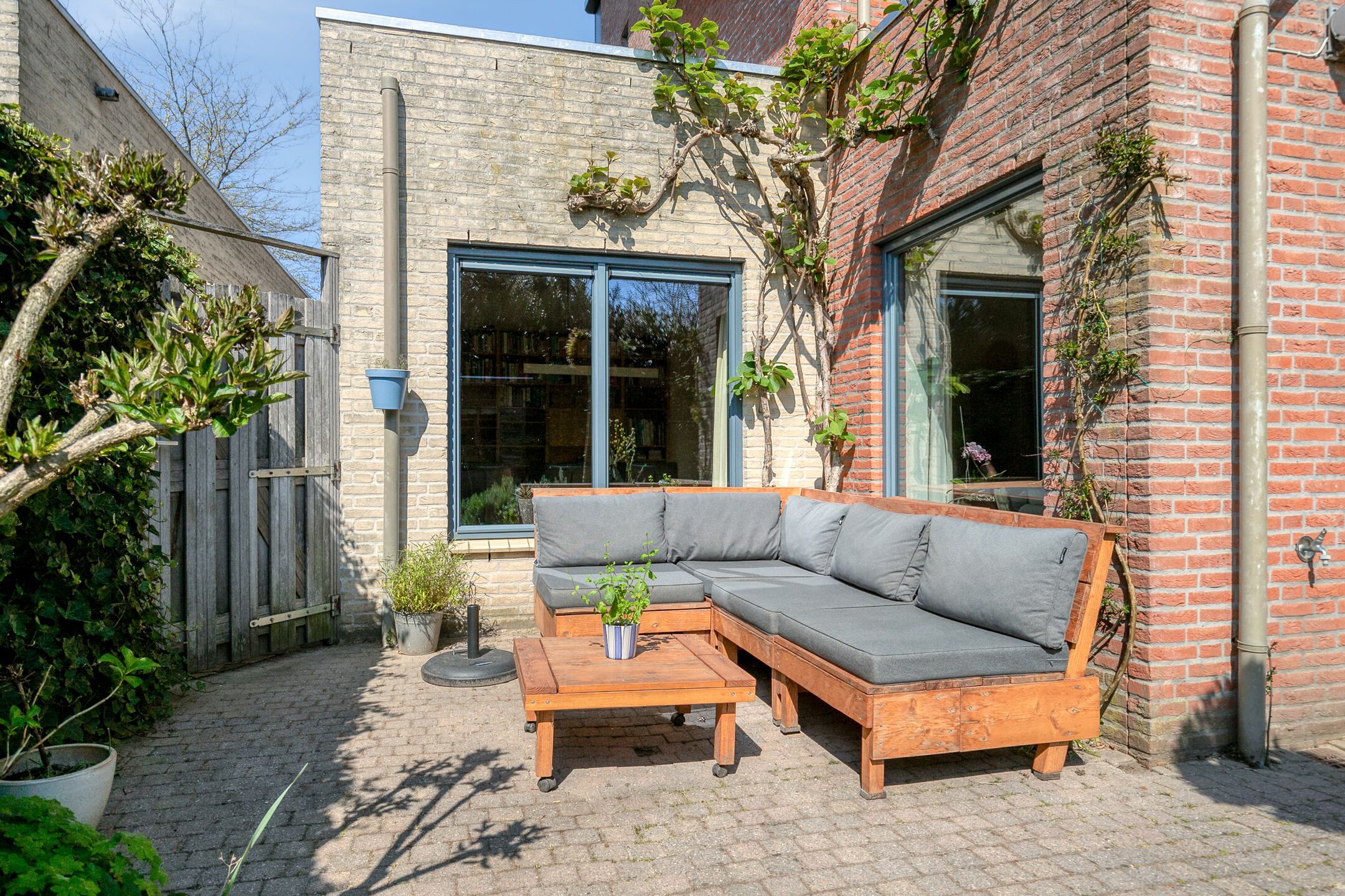 Foto 33 van Haagpoort 9