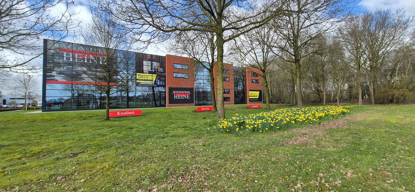 View photo 4 of Doorndistel 16