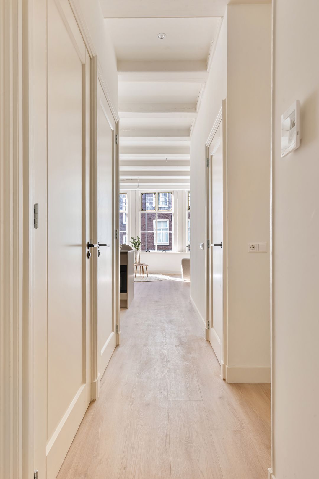 Foto 26 van Binnen Brouwersstraat 7-1