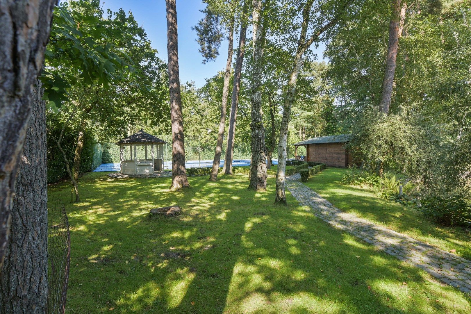 Exceptional Villa with Separate Guest House and Private Pond in Rekem — 42