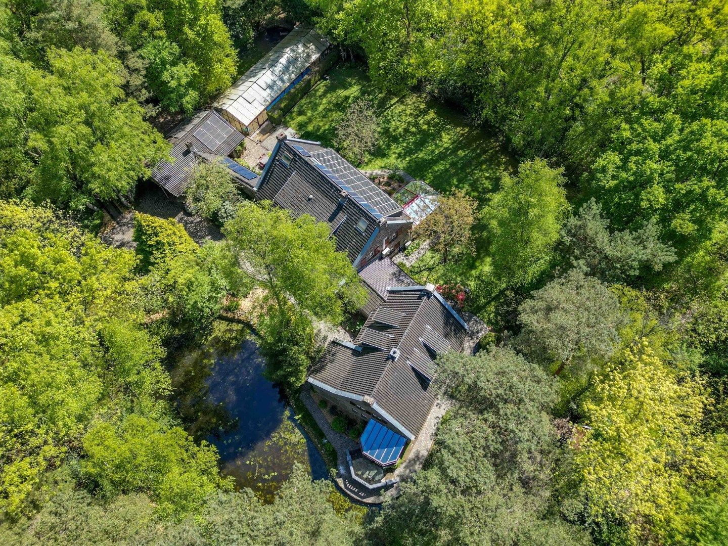 Exceptional Villa with Separate Guest House and Private Pond in Rekem — 44