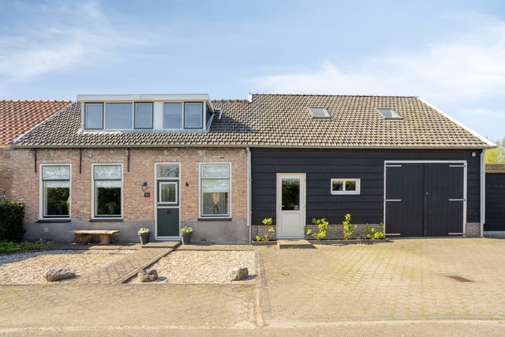 Photo 3 of Oostmolenweg 10