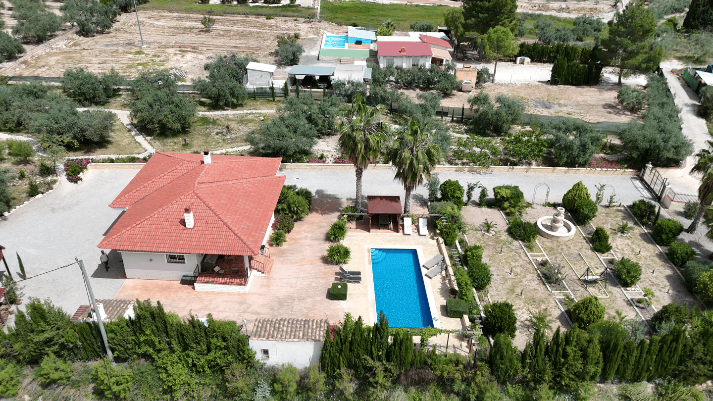 Renovated Villa with Pool and Mountain Views in Calasparra — 14