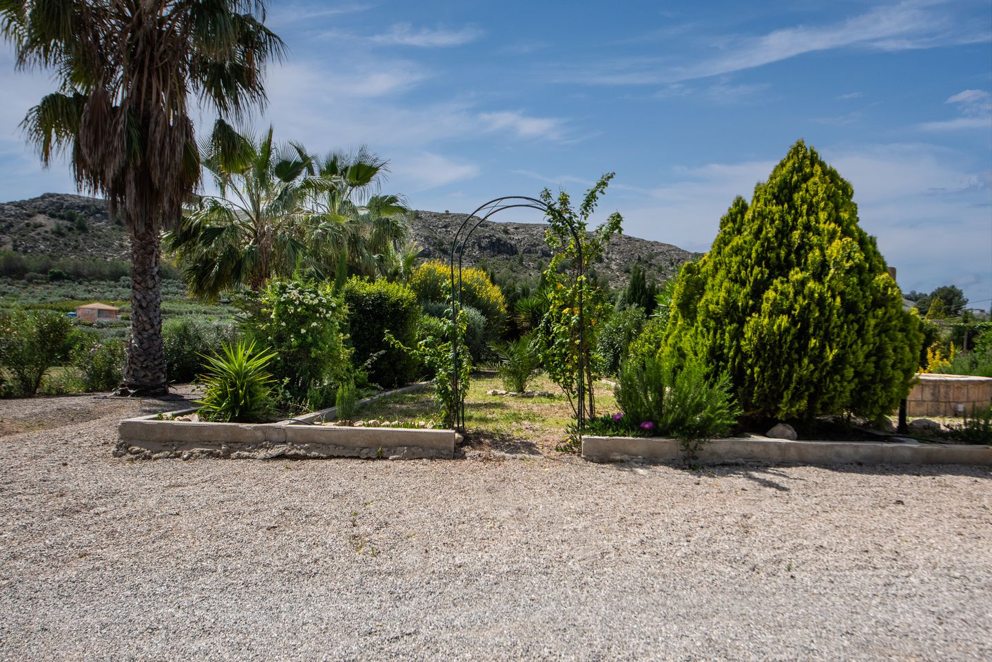 Renovated Villa with Pool and Mountain Views in Calasparra — 25
