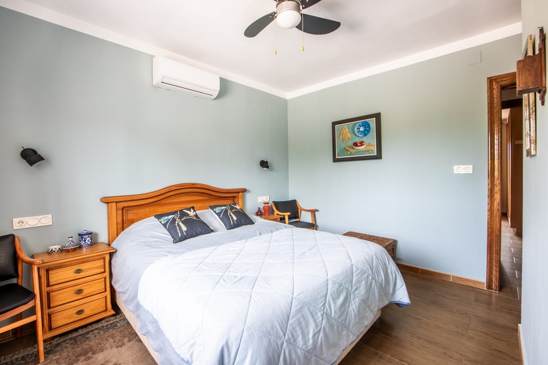 Renovated Villa with Pool and Mountain Views in Calasparra — 67