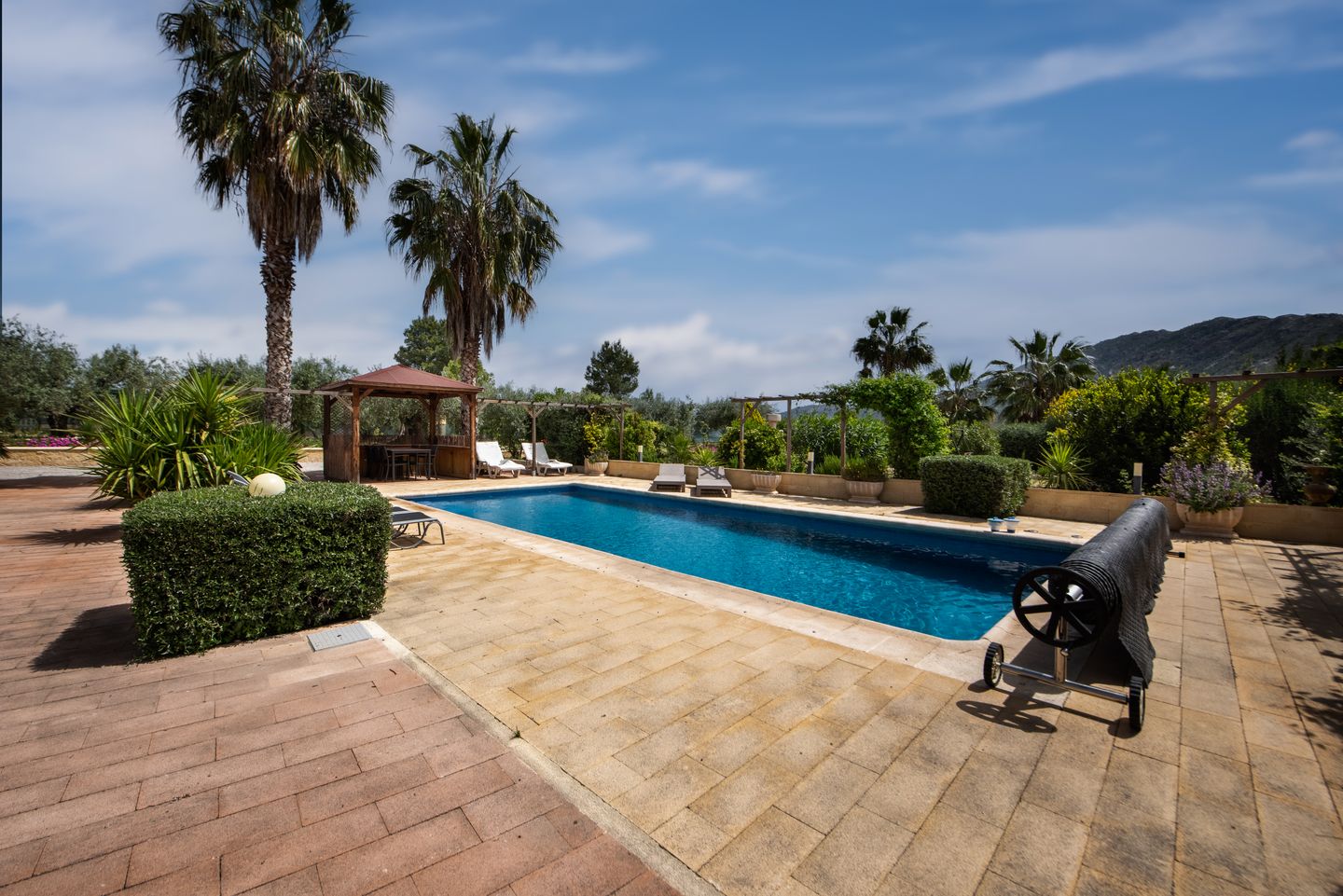 Renovated Villa with Pool and Mountain Views in Calasparra — 49