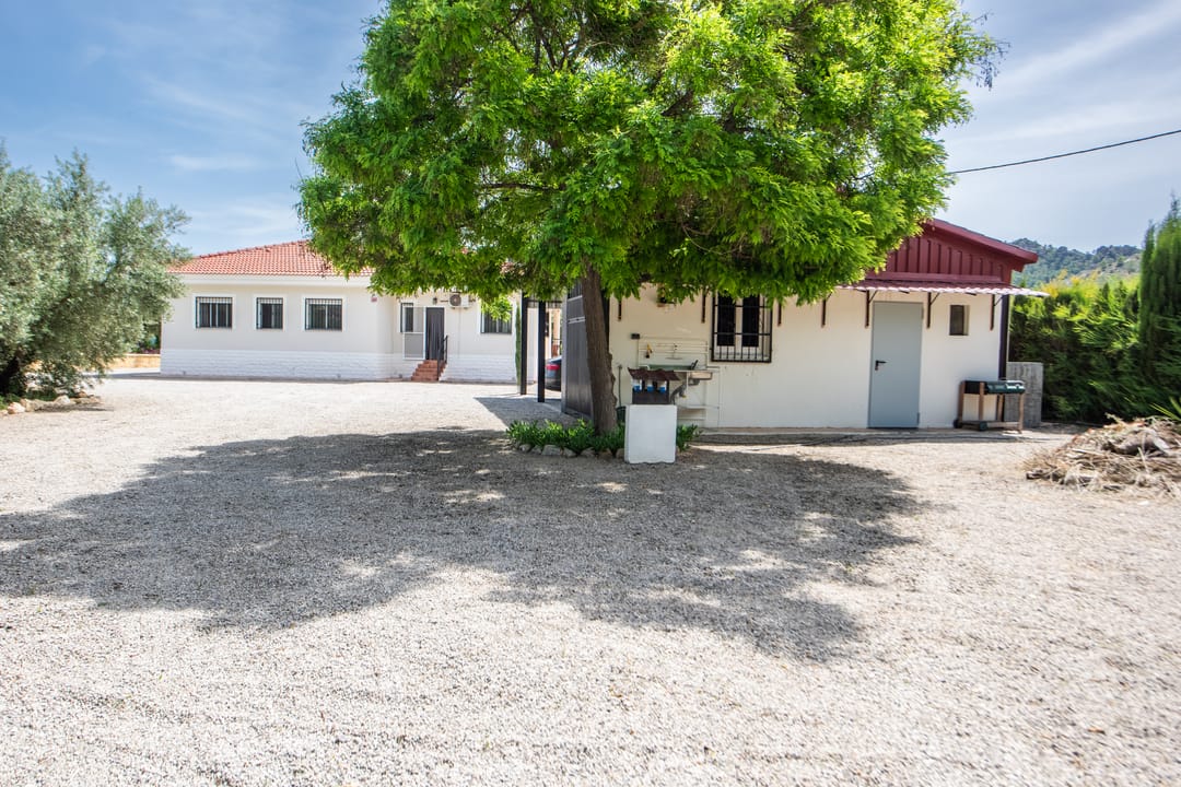 Renovated Villa with Pool and Mountain Views in Calasparra — 56