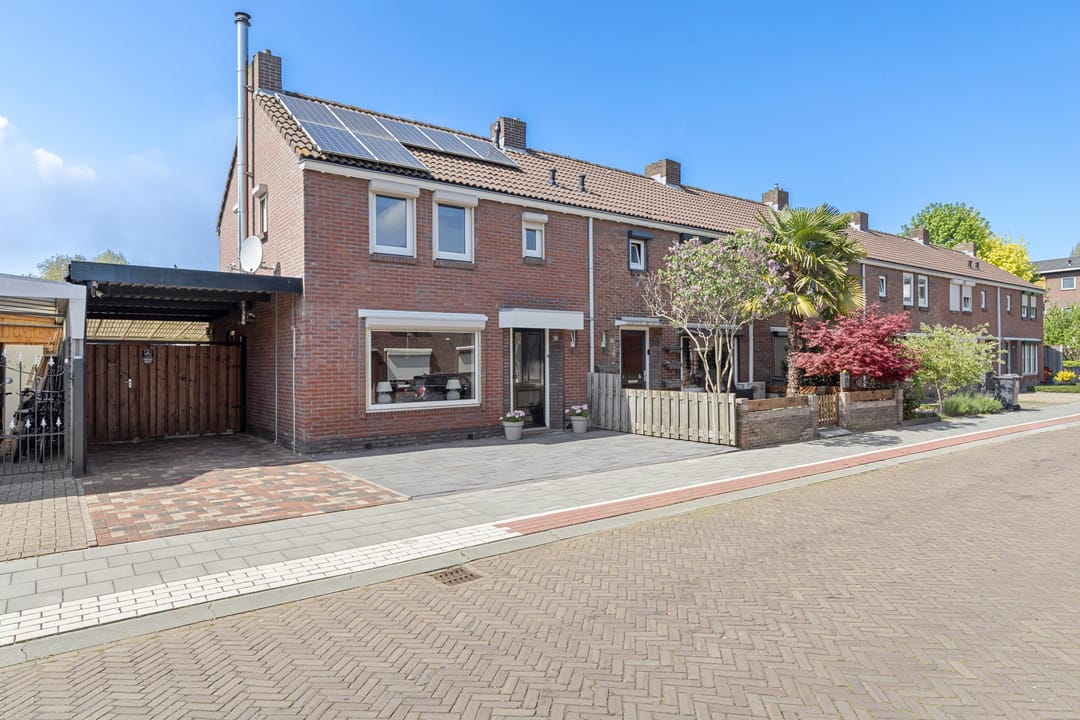 Photo 2 of de Genestetstraat 33