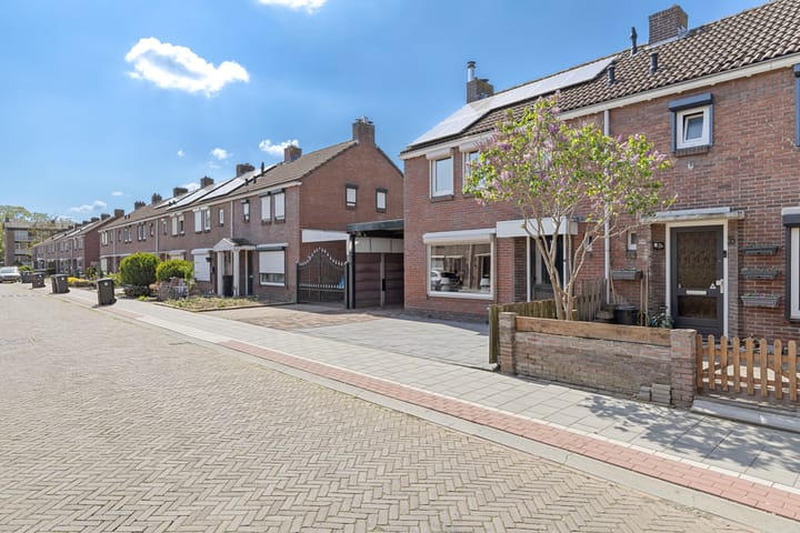 Foto 4 van de Genestetstraat 33