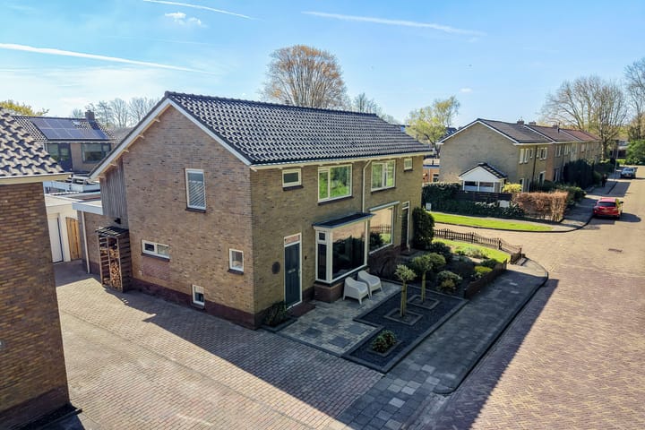 Photo 2 of Hottingastraat 12