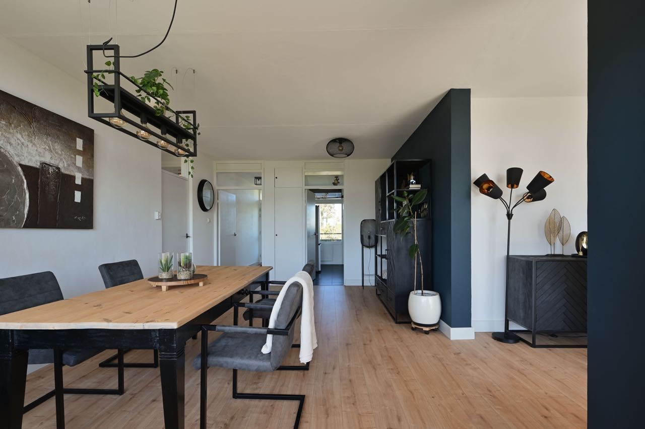 Modernized apartment with panoramic views and sunny balcony in Soest — 12