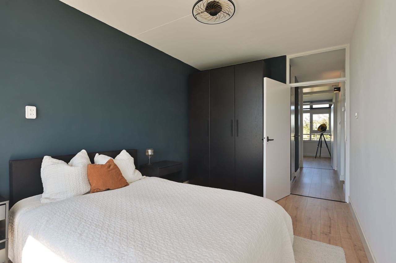 Modernized apartment with panoramic views and sunny balcony in Soest — 15