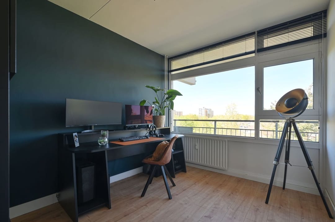 Modernized apartment with panoramic views and sunny balcony in Soest — 16