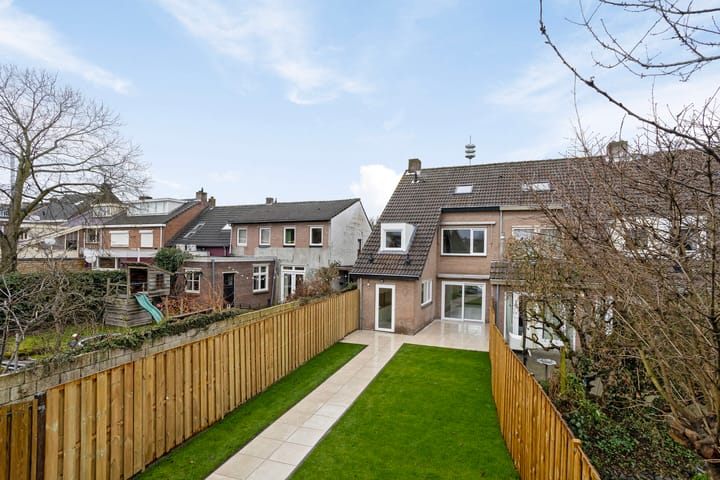 Photo 3 of Hoogstraat 405