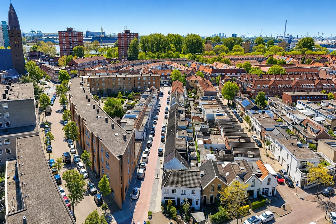 Foto 22 van Den Bommelsestraat 6