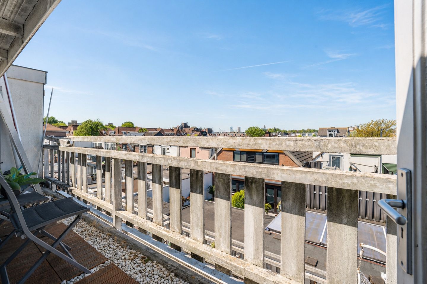 Foto 20 van Den Bommelsestraat 6