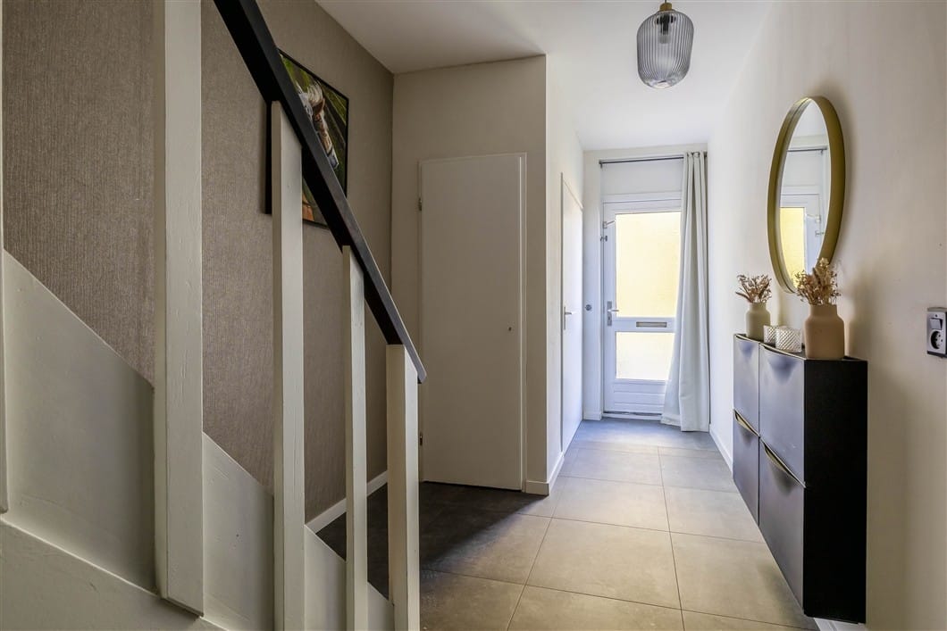 Well-maintained family home at the forest edge with four bedrooms and large garden — 15