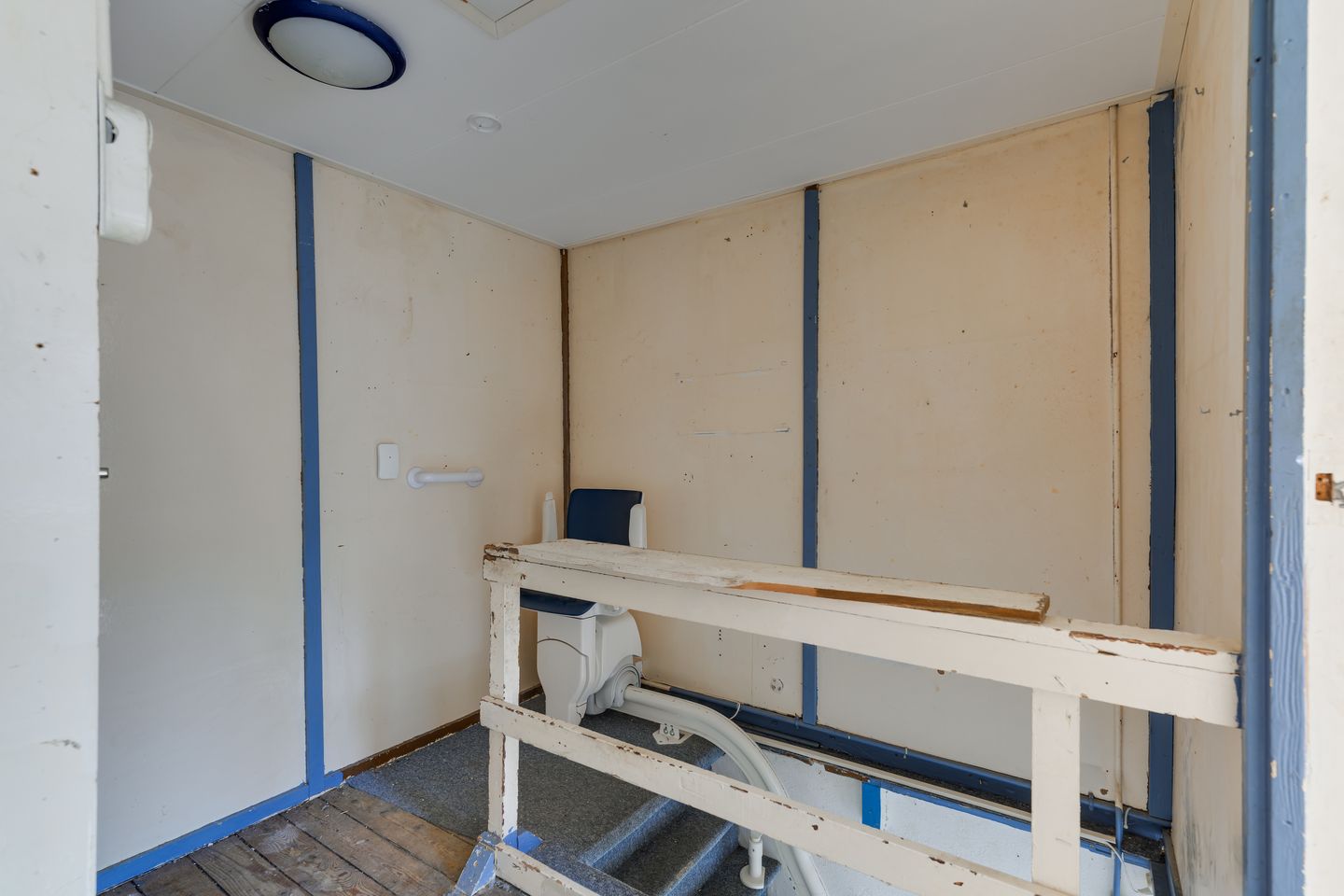 Renovation Opportunity in Popular De Kooi Neighborhood — 19