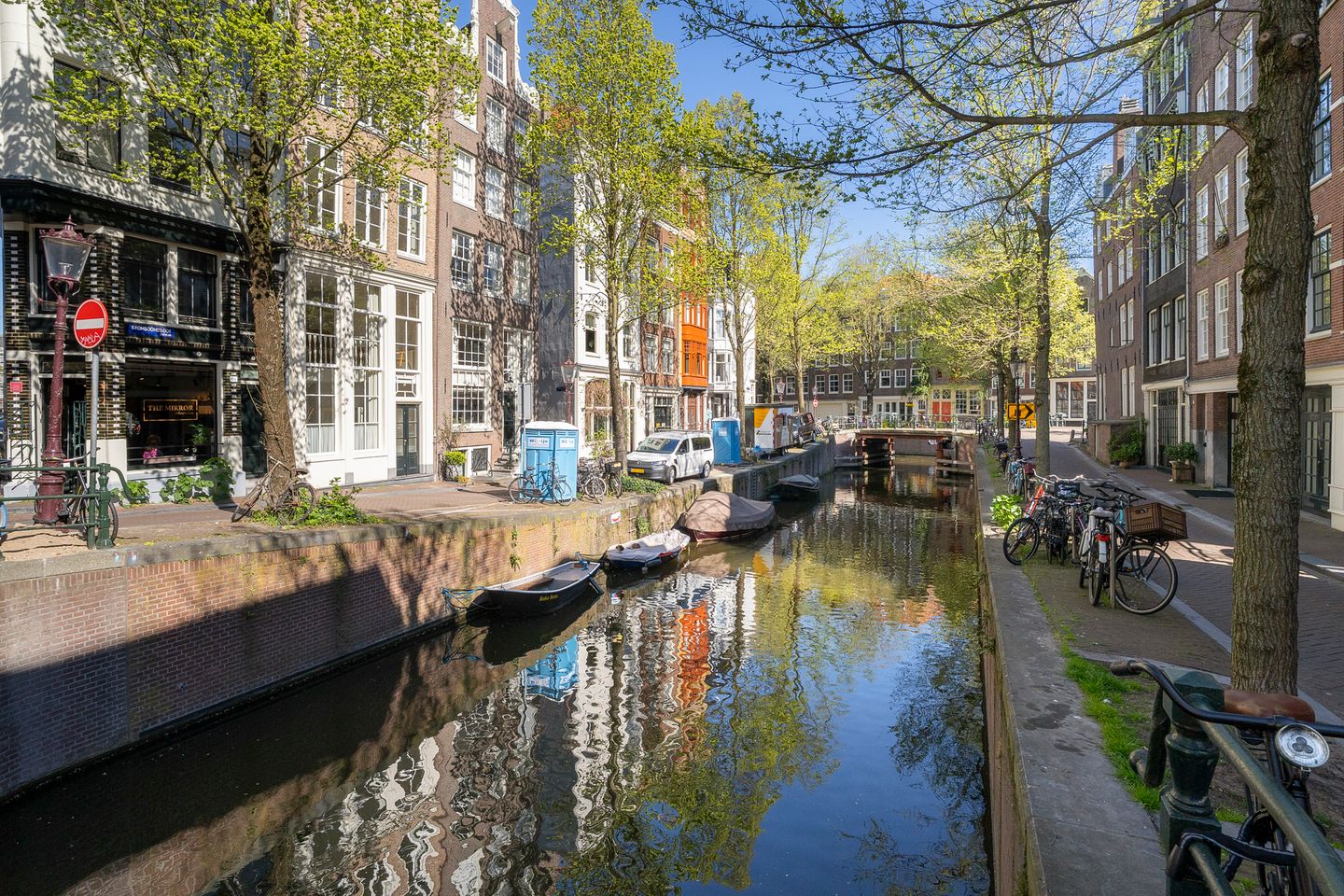 Renovated Upper Apartment with Three Bedrooms in Historic Amsterdam Center — 29