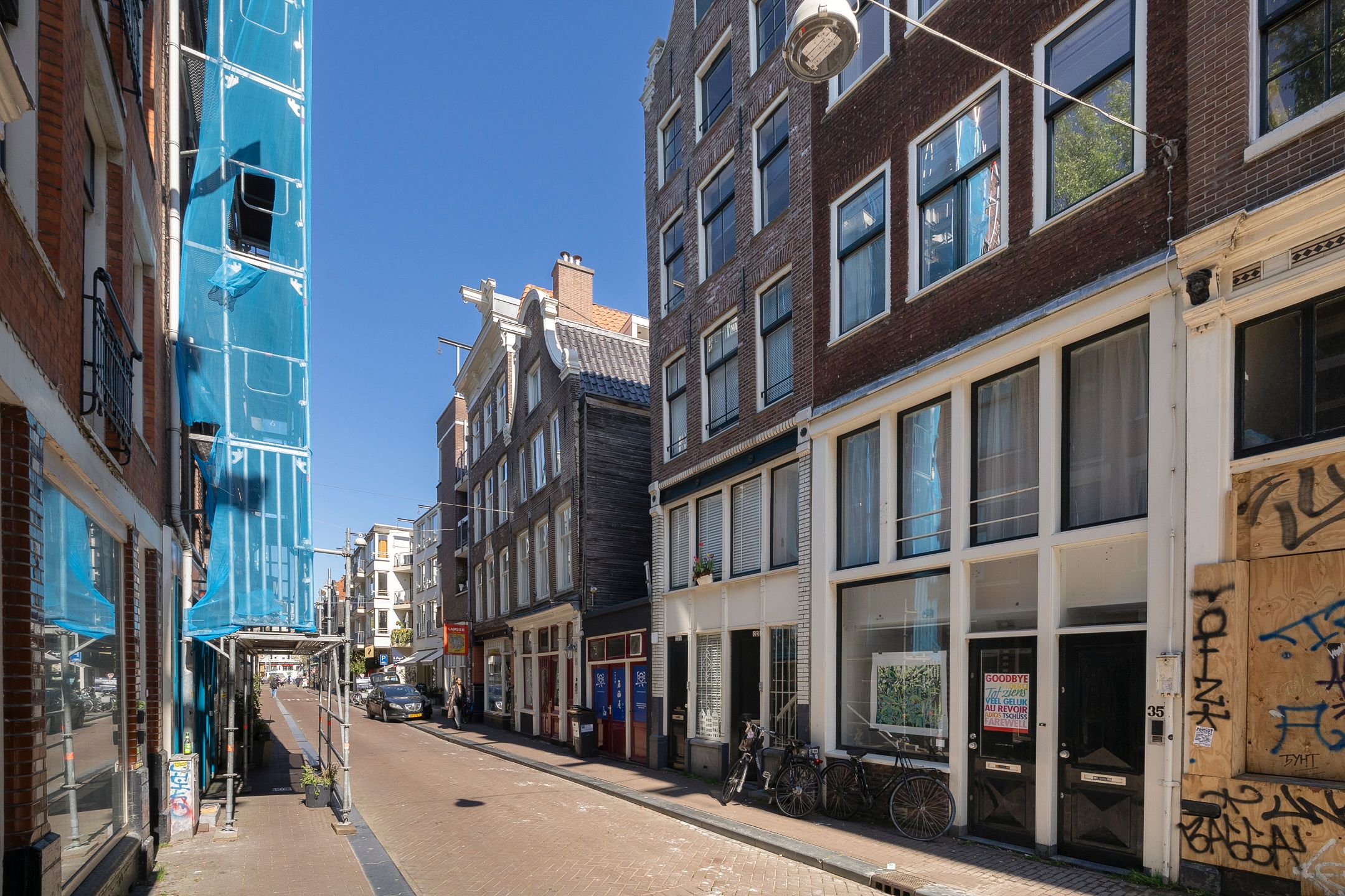 Renovated Upper Apartment with Three Bedrooms in Historic Amsterdam Center — 27