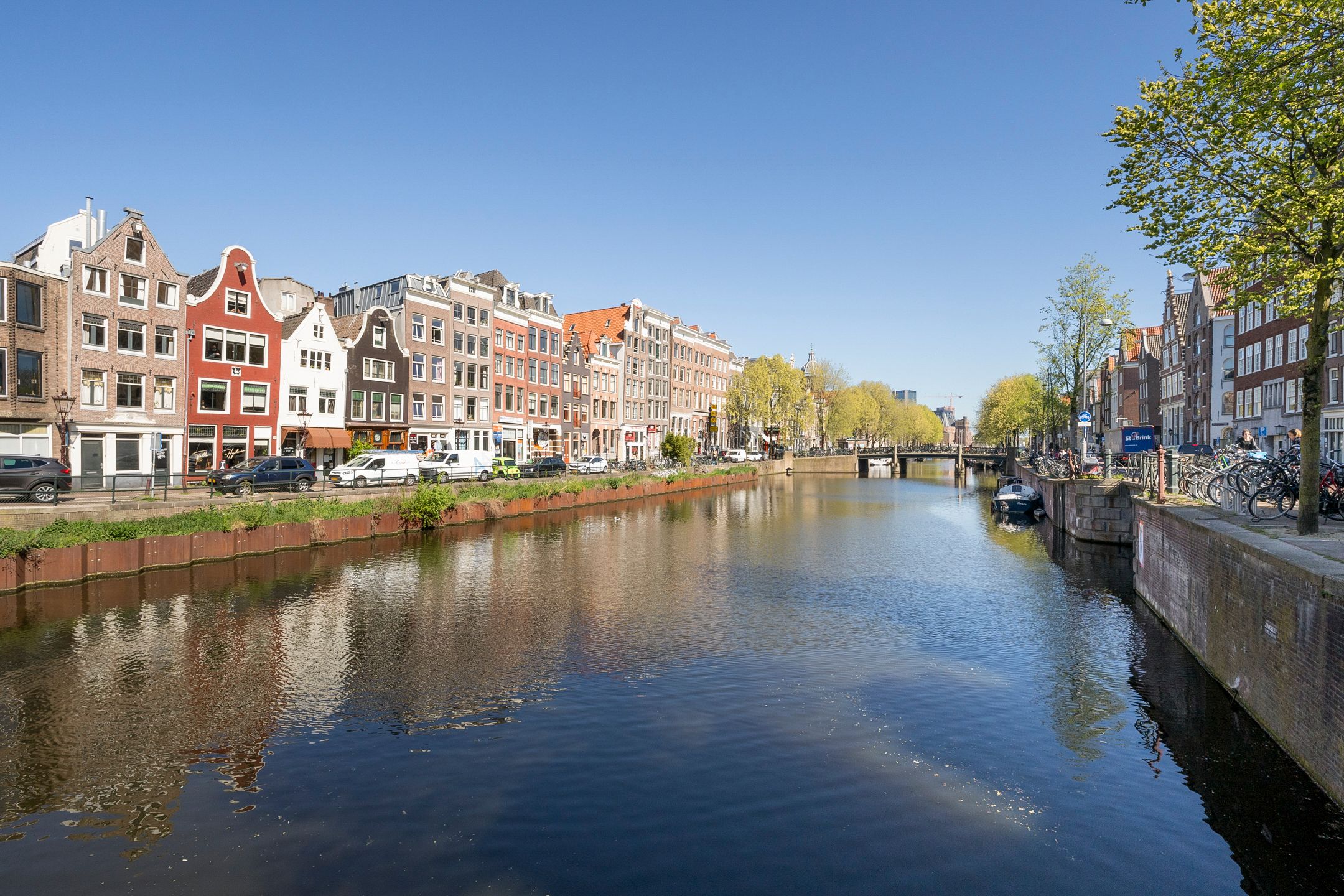 Renovated Upper Apartment with Three Bedrooms in Historic Amsterdam Center — 30