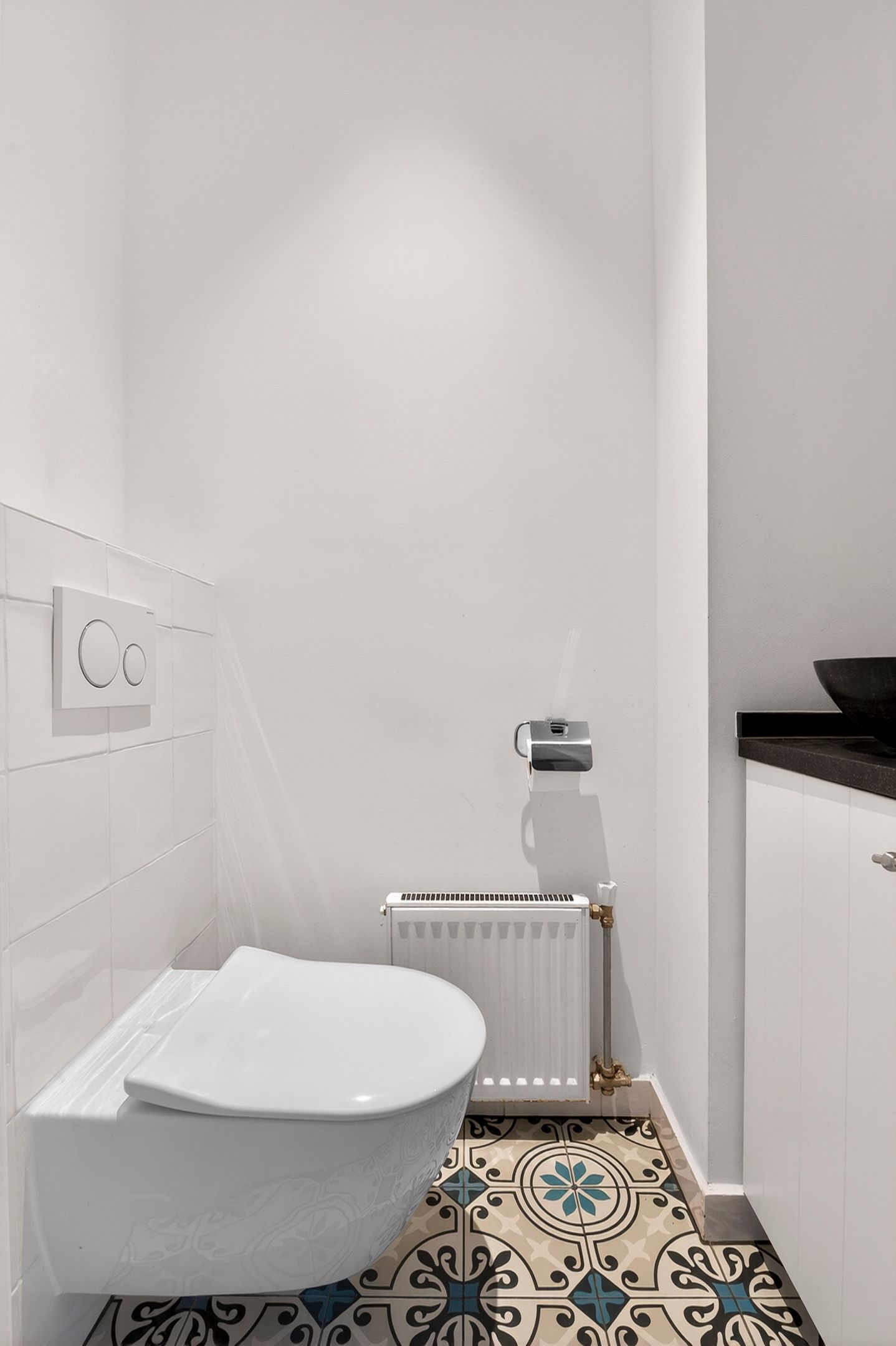 Renovated Upper Apartment with Three Bedrooms in Historic Amsterdam Center — 19