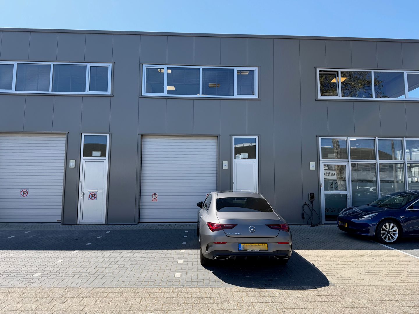 Bekijk foto 3 van Industrieweg 1-43