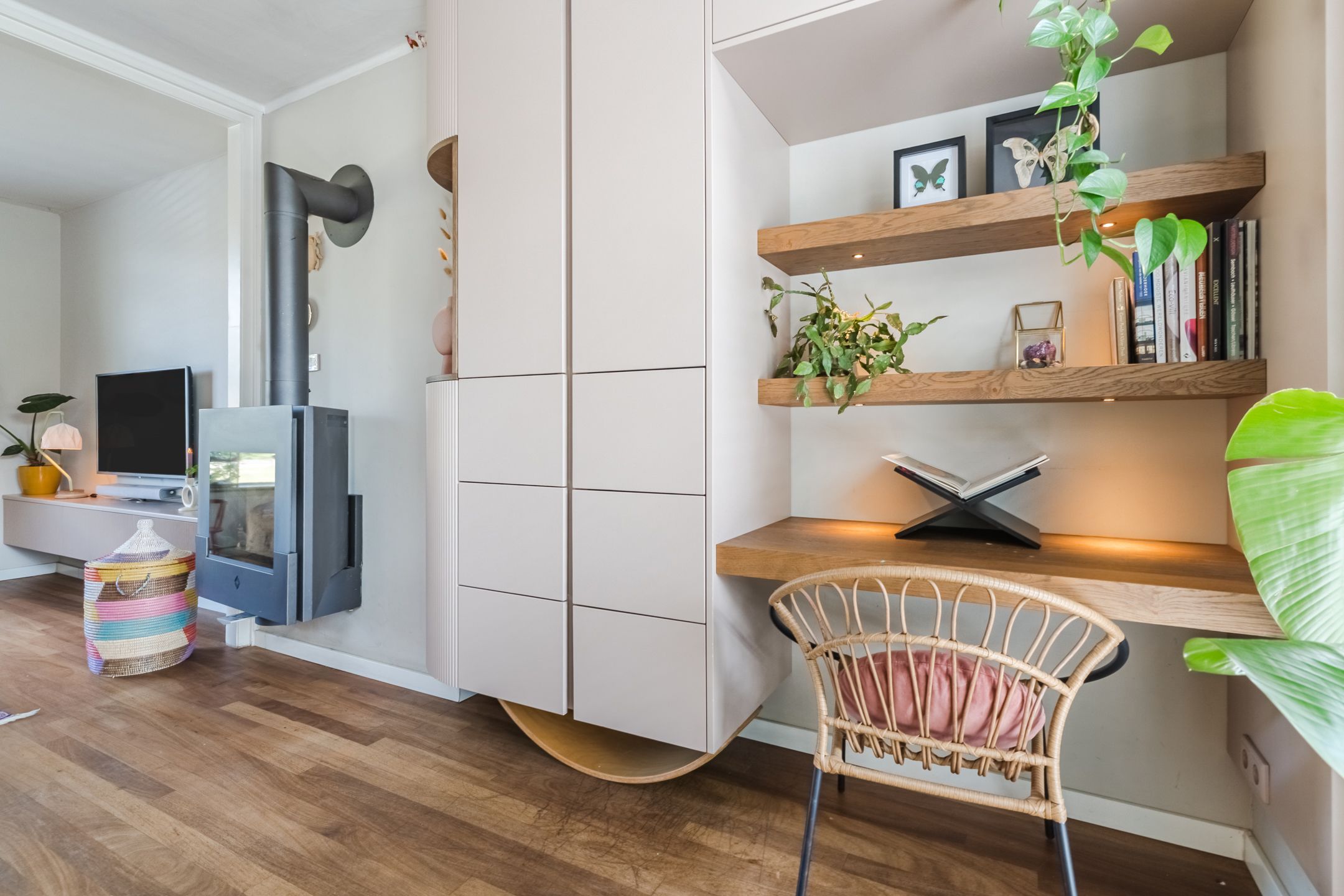 Characterful Modernized Home in Sought-After Skandia Neighborhood — 12