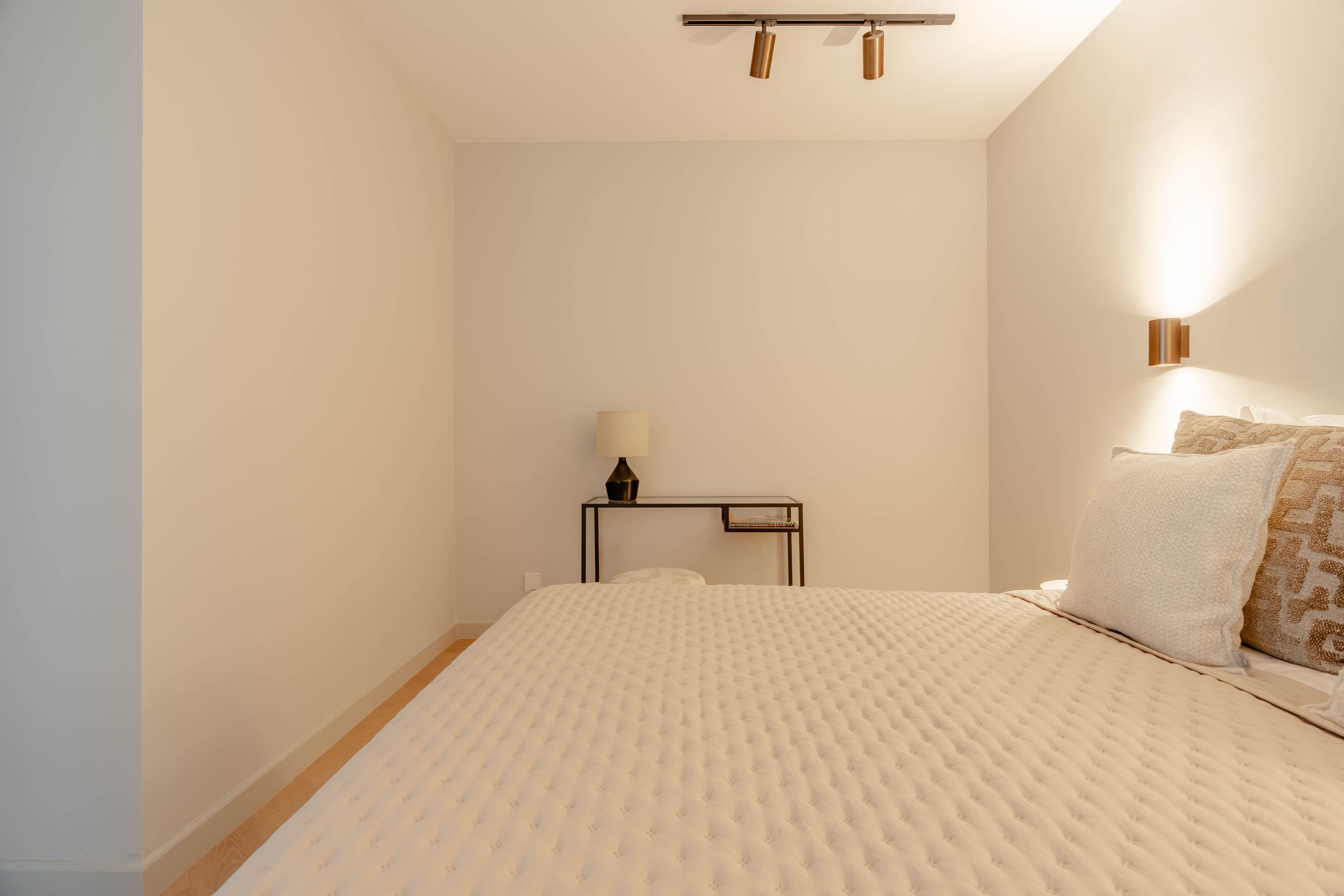 Fully Renovated Apartment with Spectacular IJ Water Views in Amsterdam's Oostelijk Havengebied — 21