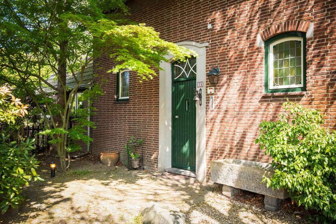Photo 37 of Veestraat 38