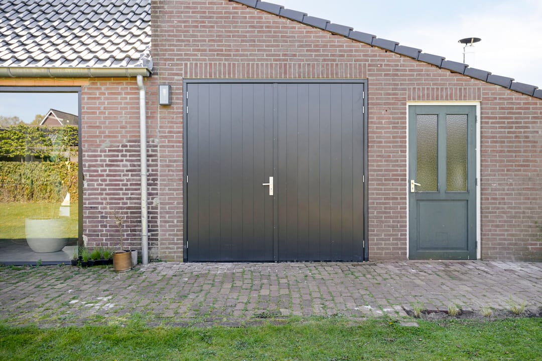Photo 58 of Voorderstraat 1