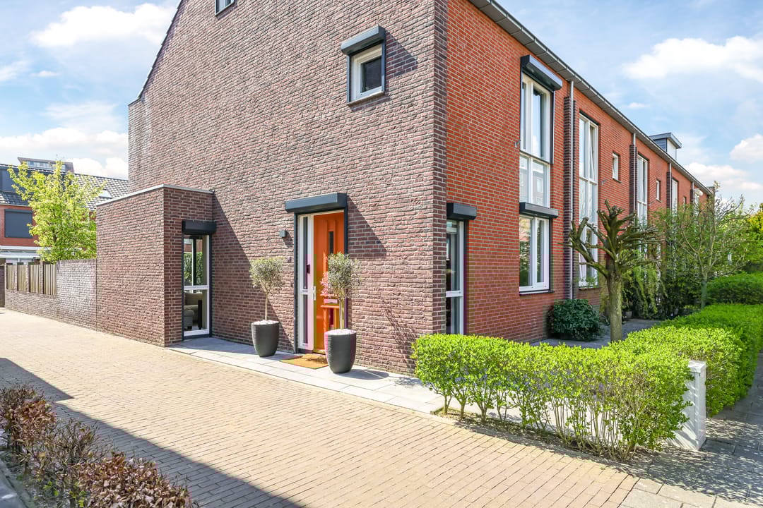 Photo 7 of Charley Bosveldhof 10