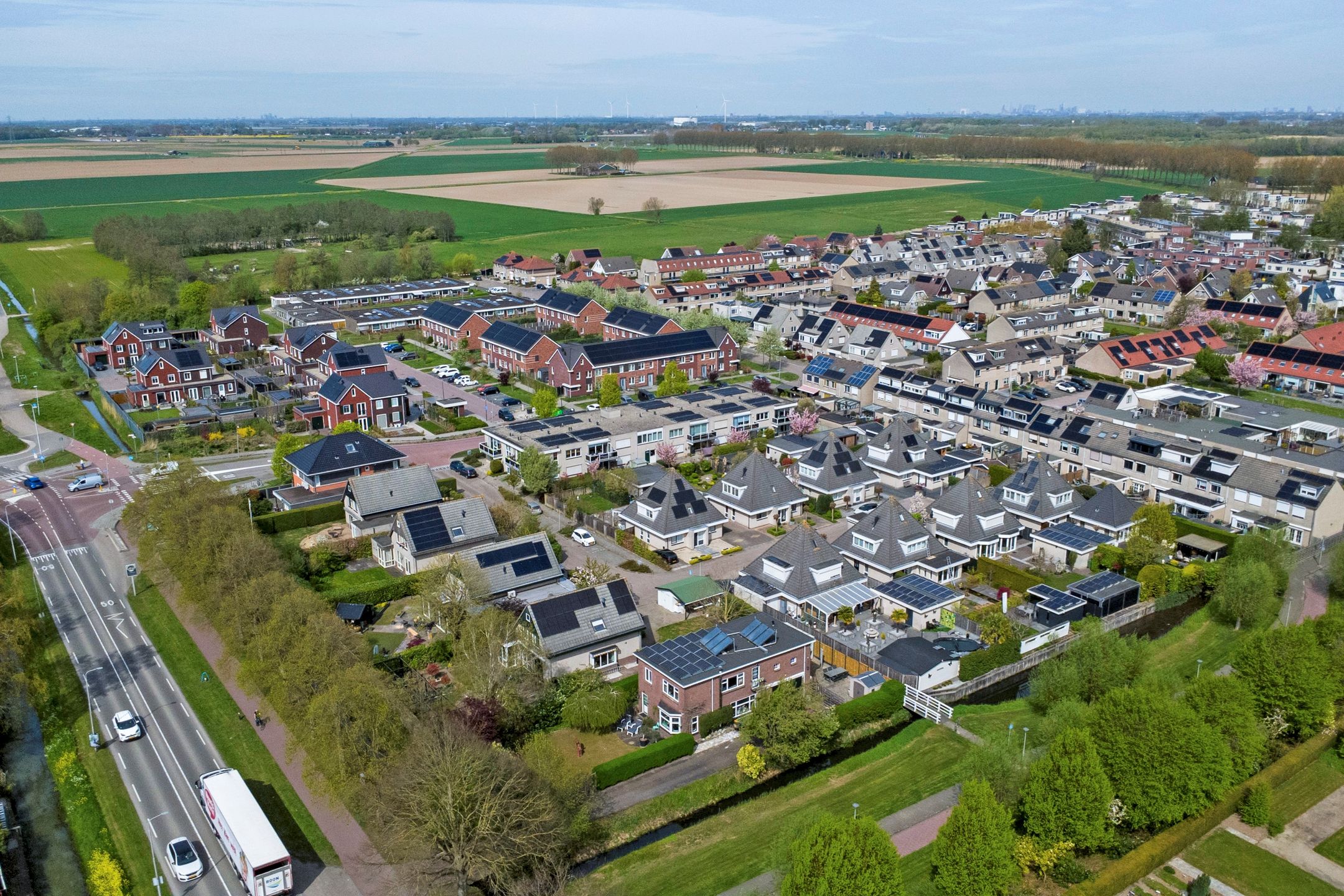 Photo 51 of Maasdamseweg 1