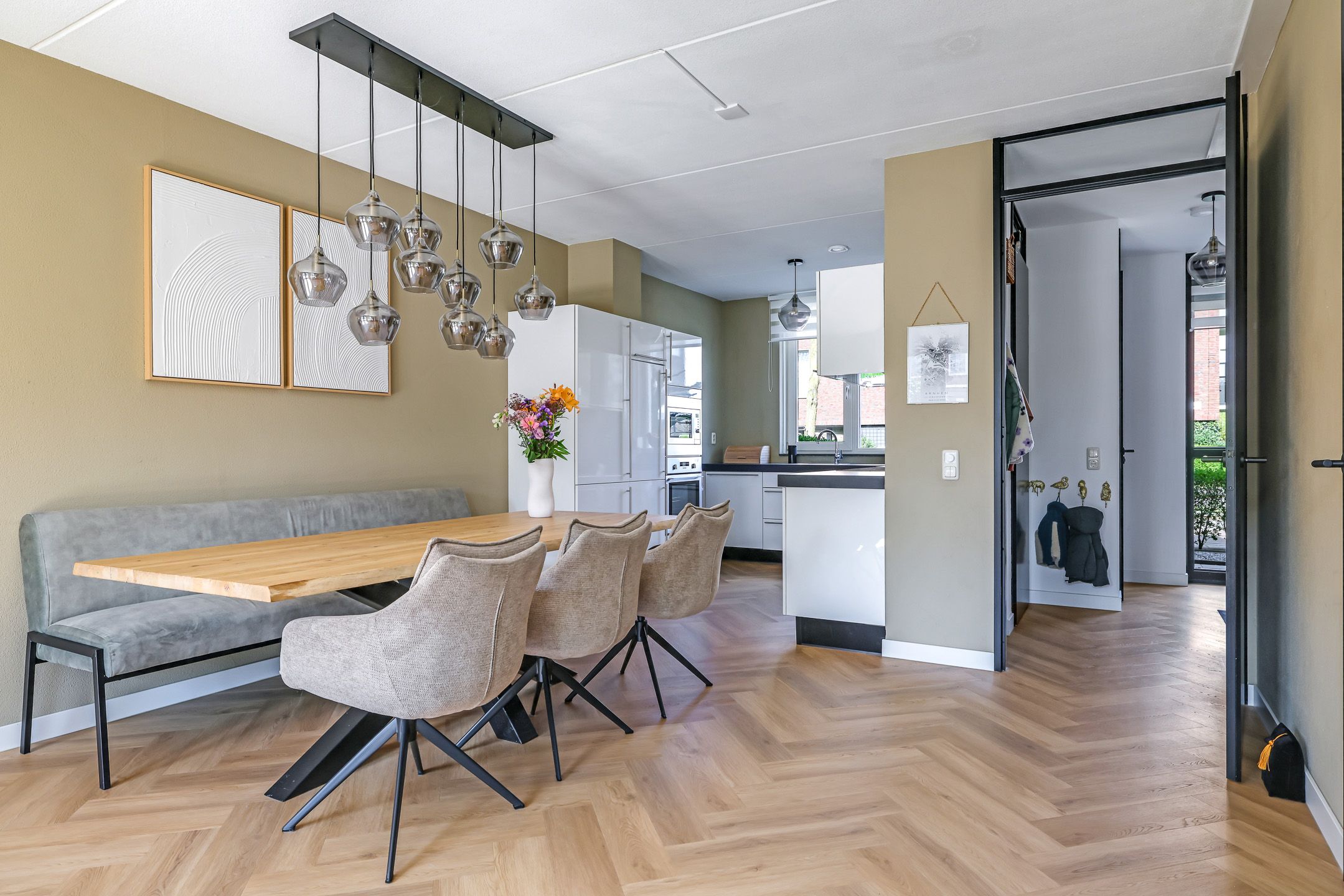 Photo 33 of Charley Bosveldhof 10