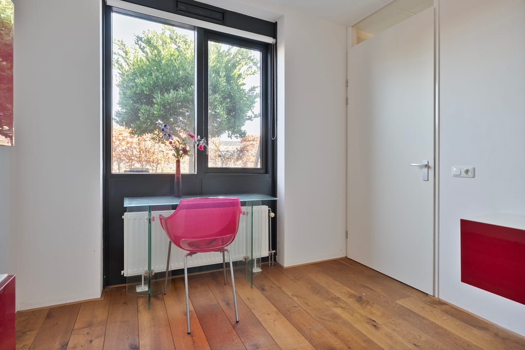 Penthouse with Private Parking and Terrace in Deventer City Center — 17
