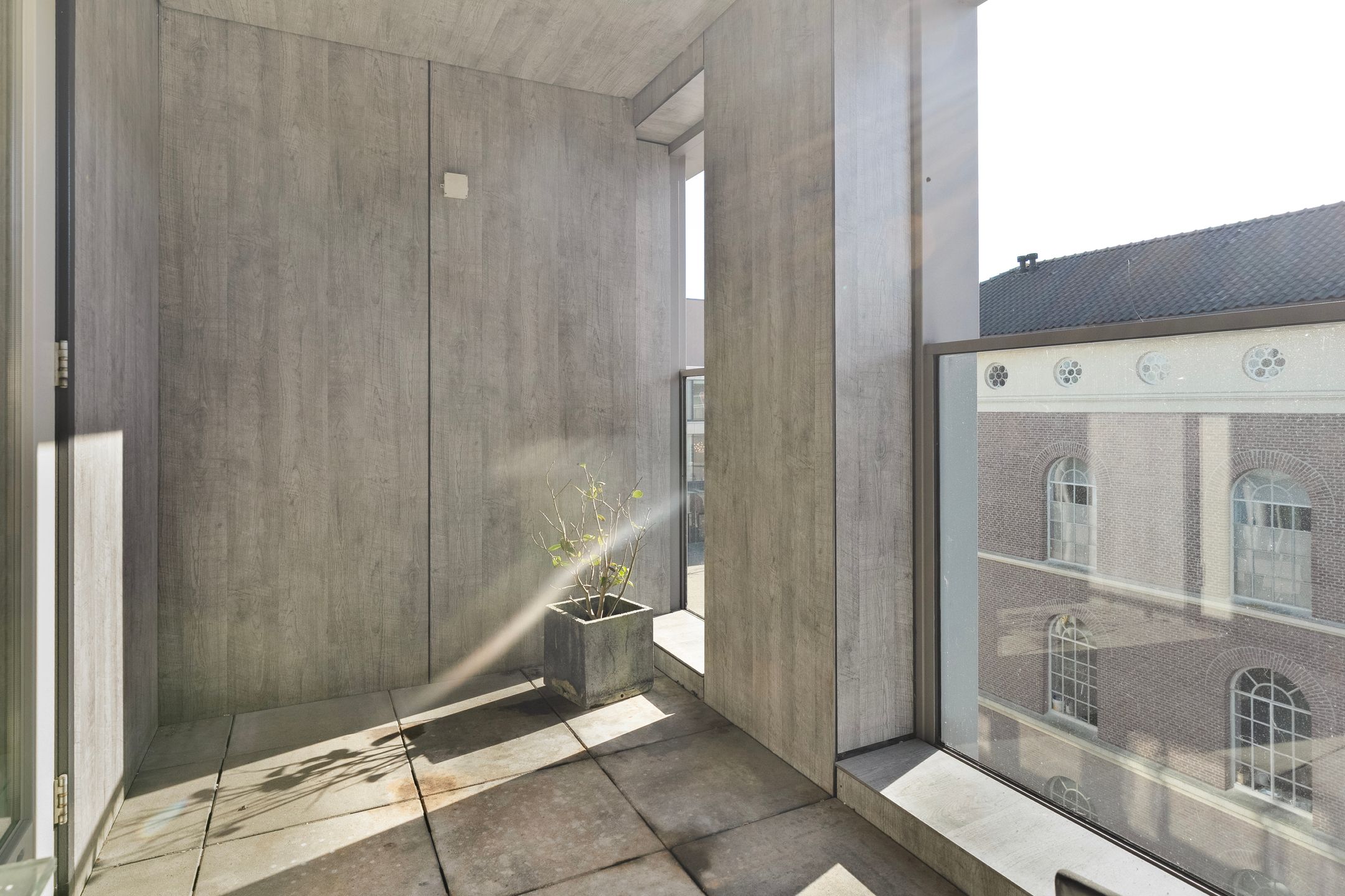 Penthouse with Private Parking and Terrace in Deventer City Center — 9